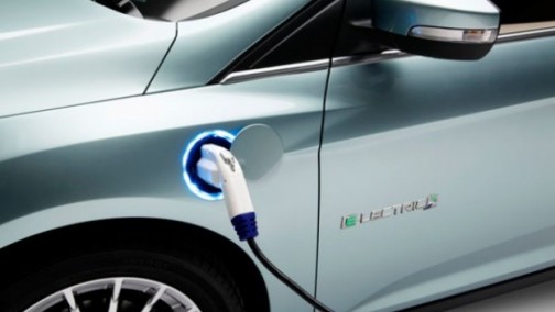 比亚迪2016年营收1034.7亿 新能源汽车贡献率达33%